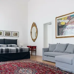 ** Bed & Breakfast Second Floor Centro Storico Italia