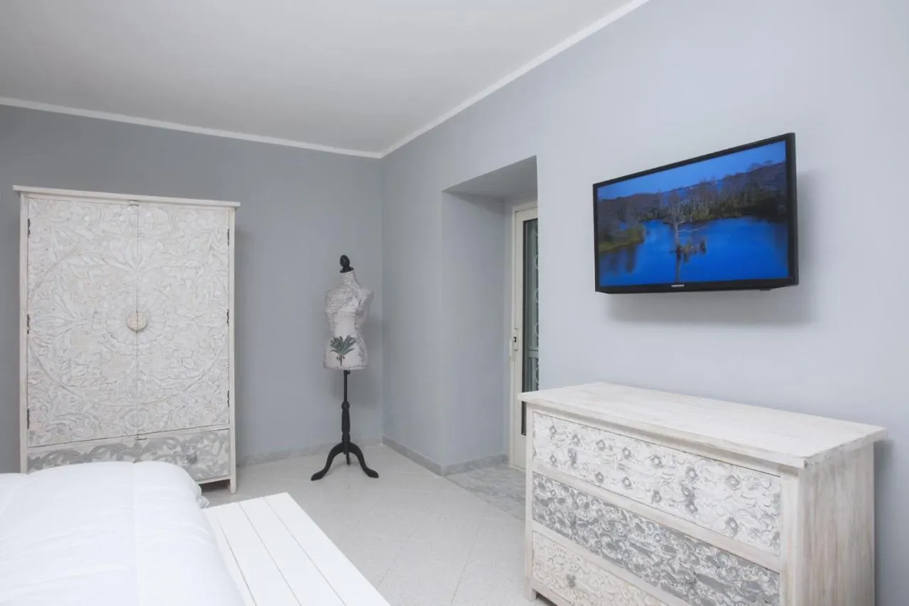 Piazza Dante Suites By Wonderful Italy Neapol